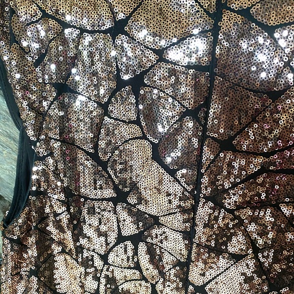 Beautiful sequin black & gold party dress - Picture 3 of 3